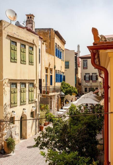 History & Culture In Old Town Chania Chania  Exterior photo